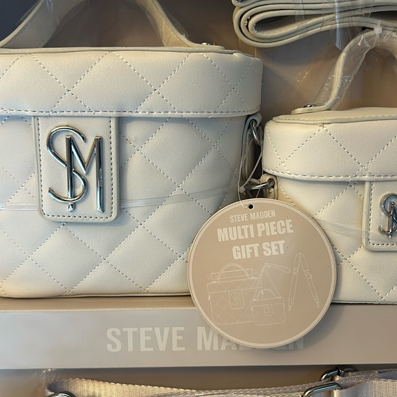 NIB Steve Madden (SMG 4700) Vanity Crossbody Gift Set - Limited Edition - Picture 10 of 12